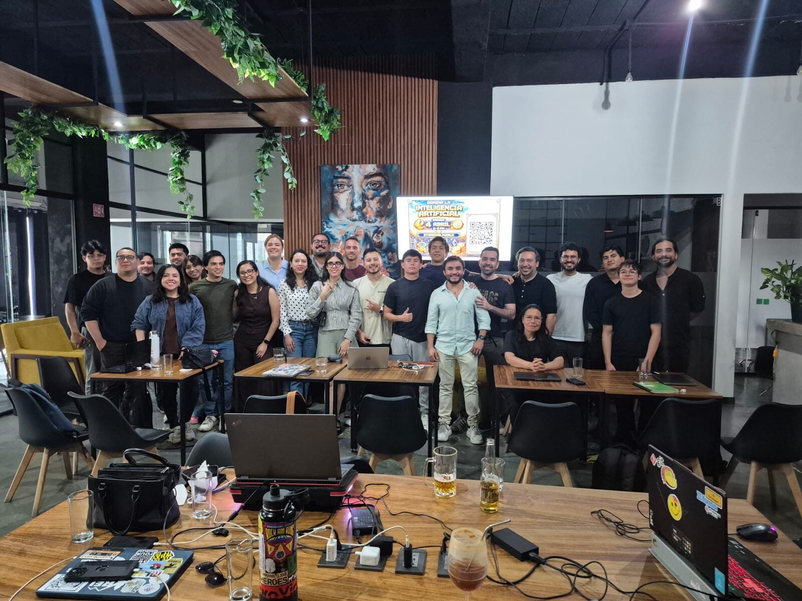 Grupo del primer meetup de 0xAI en Thinkhub Puebla